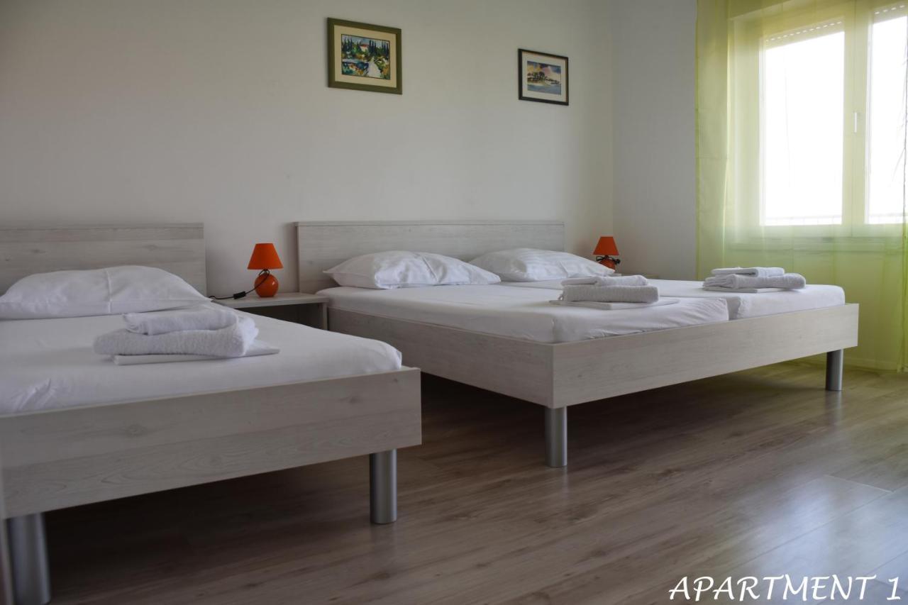 Apartments Luka Trogir Exteriér fotografie